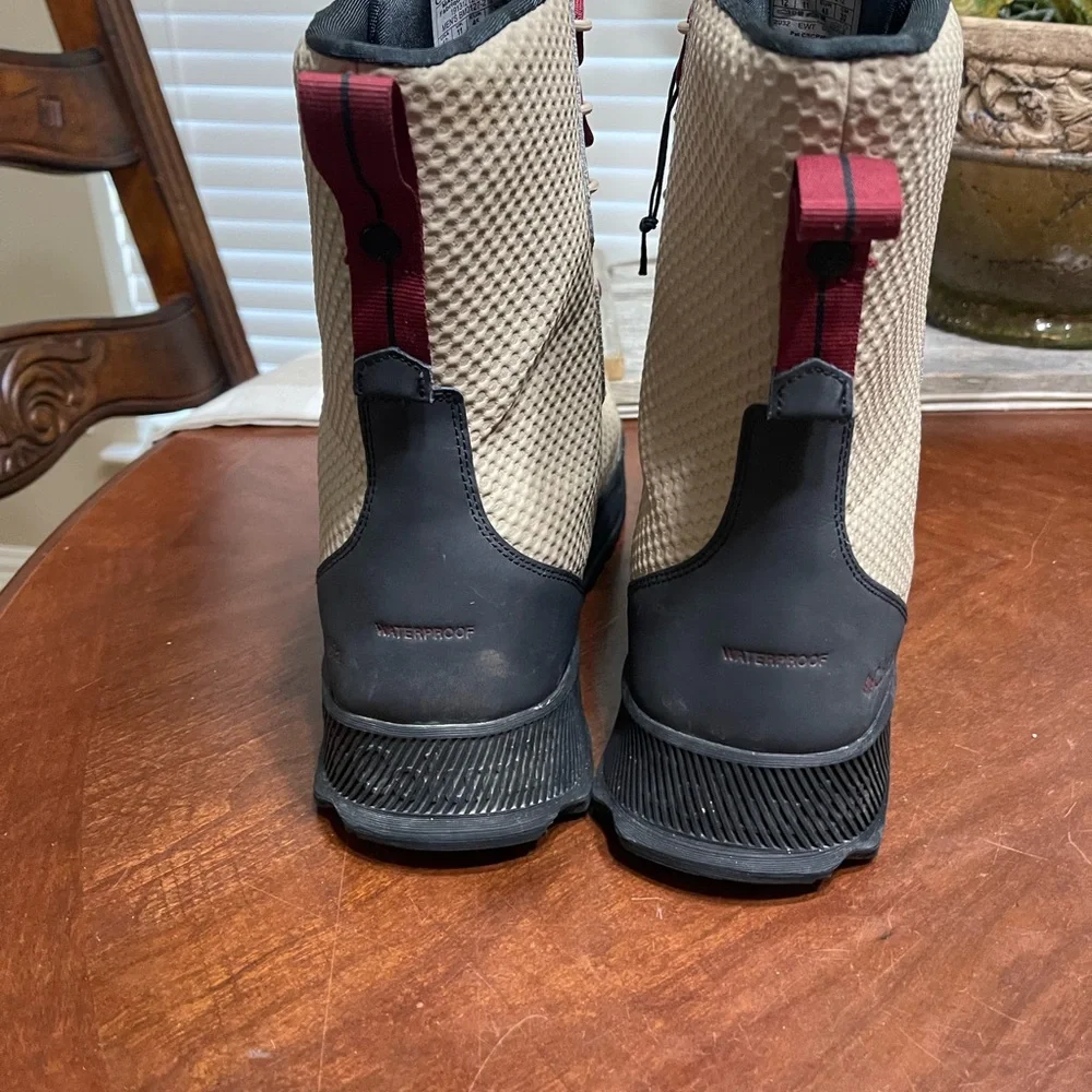 Columbia Hyper-Boreal Omni-Heat Snow Boots Waterproof